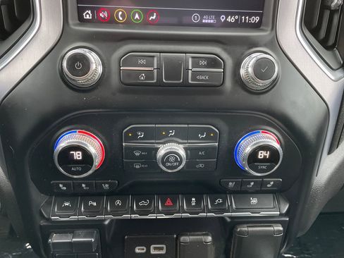 Used 2020 GMC Sierra 1500 SLT w/ SLT Premium Plus Package image 18