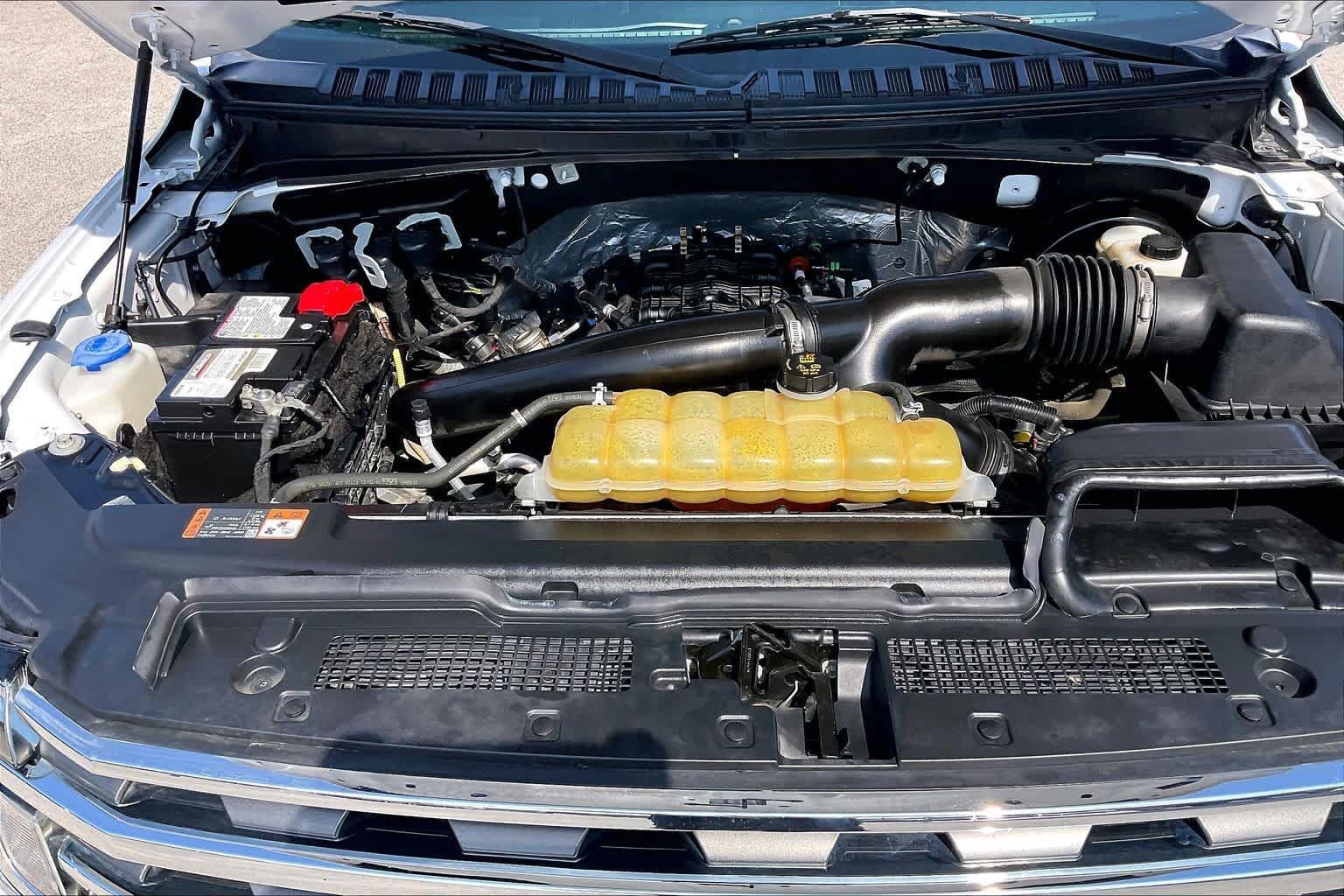 Used 2021 Ford Expedition XLT AWD/4WD image 29
