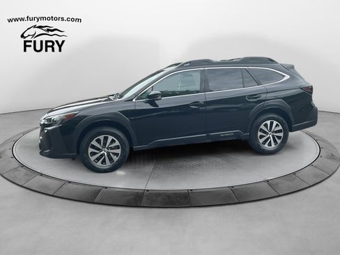 Used 2023 Subaru Outback Premium AWD/4WD image 7