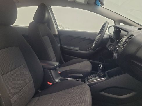 Used 2018 Kia Forte LX FWD image 21