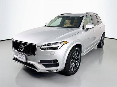 Used 2016 Volvo XC90 T6 Momentum w/ Momentum Plus Package