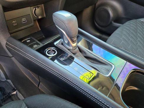 Used 2022 Nissan Kicks SV FWD image 26