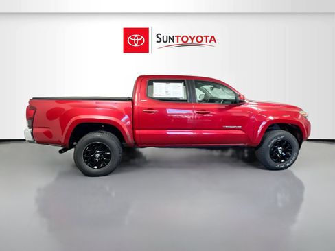 Used 2018 Toyota Tacoma SR5 image 2