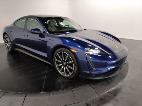 Used 2023 Porsche Taycan w/ Premium Package image 4