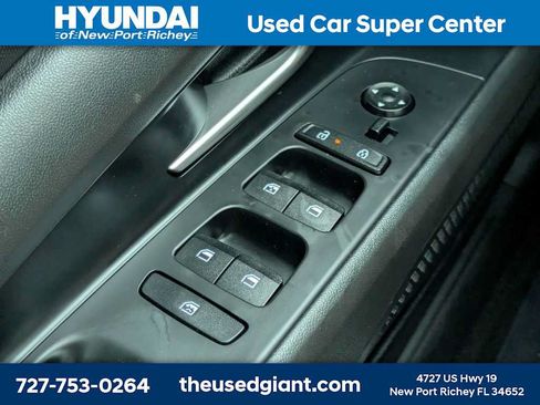 Certified 2024 Hyundai Elantra SEL FWD image 23