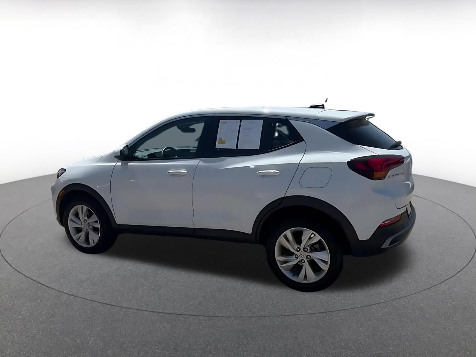 Used 2026 Buick Encore GX Preferred FWD image 9