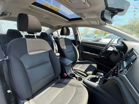 Used 2017 Hyundai Elantra Value Edition FWD image 42
