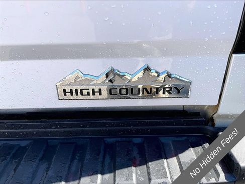 Used 2019 Chevrolet Silverado 2500 High Country w/ Duramax Plus Package AWD/4WD image 8
