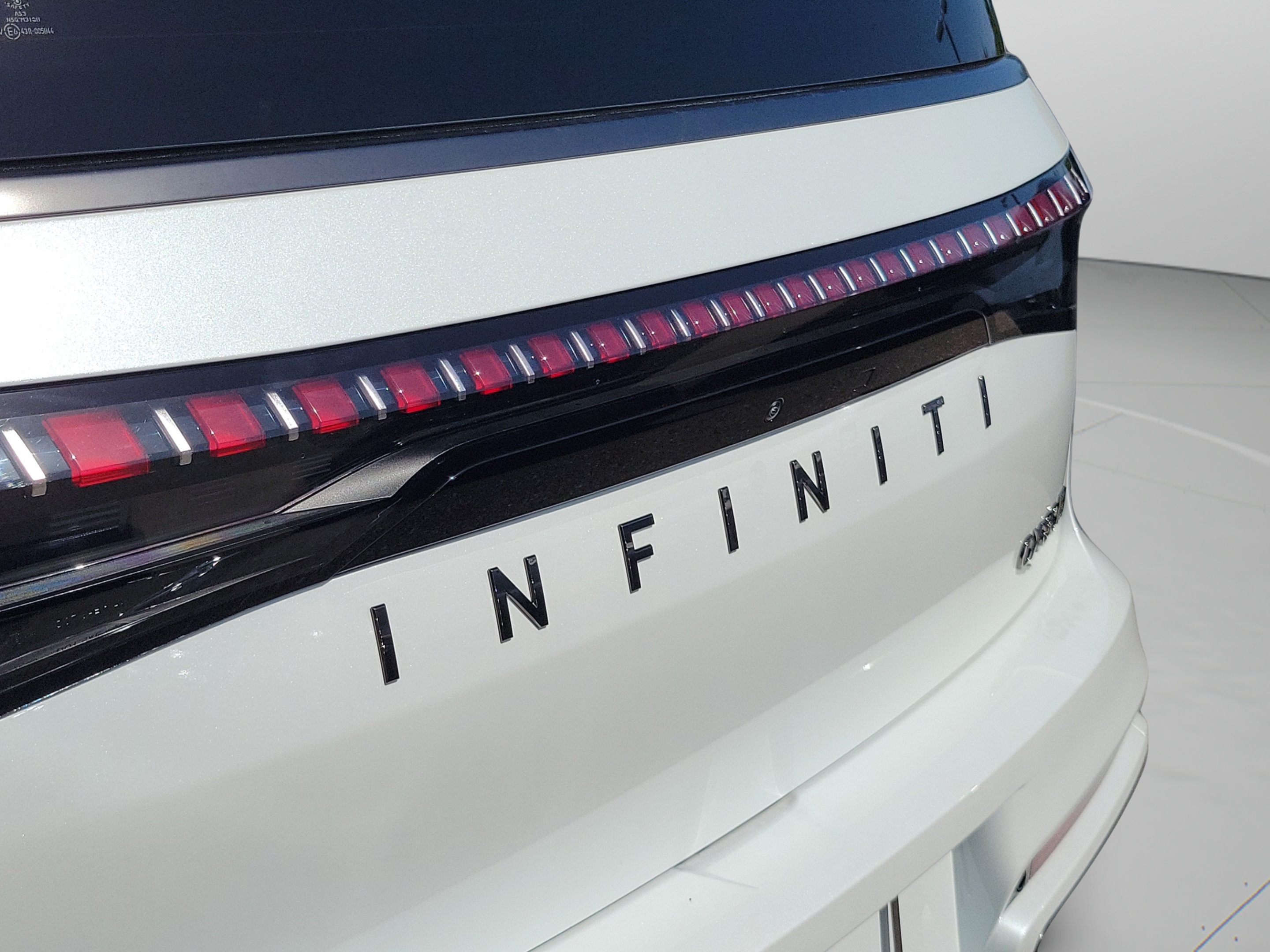 New 2027 INFINITI QX80 Autograph w/ Premium Cargo Package AWD/4WD image 24
