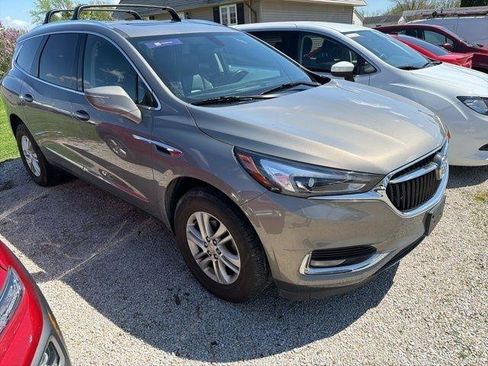 Used 2019 Buick Enclave Essence image 3