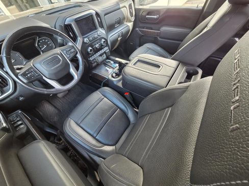 Used 2020 GMC Sierra 2500 Denali w/ Denali Ultimate Package AWD/4WD image 14