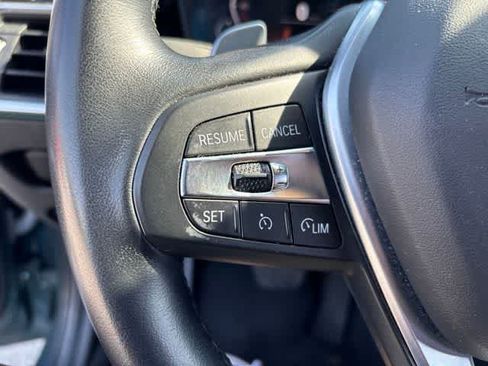 Used 2021 BMW 330i Sedan w/ Convenience Package RWD image 11