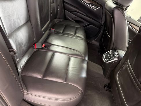 Used 2019 Cadillac XTS Luxury FWD image 17