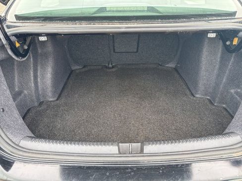 Used 2011 Volkswagen Jetta SE image 18