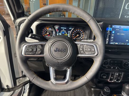 Used 2024 Jeep Wrangler Sahara w/ Technology Group image 22