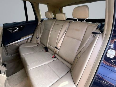 Used 2010 Mercedes-Benz GLK 350 4MATIC image 25