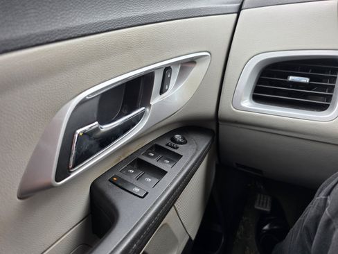 Used 2016 Chevrolet Equinox LT w/ Convenience Package FWD image 15