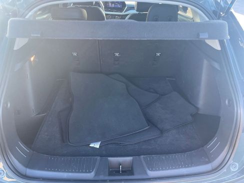 Used 2025 Chevrolet Trax LT image 30