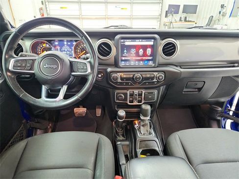 Used 2020 Jeep Wrangler Unlimited Sahara w/ Uconnect 4C Nav & Sound Group image 24