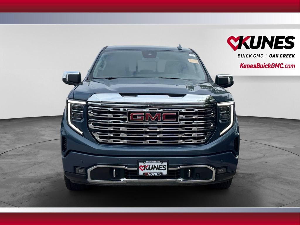 Used 2024 GMC Sierra 1500 Denali AWD/4WD image 3