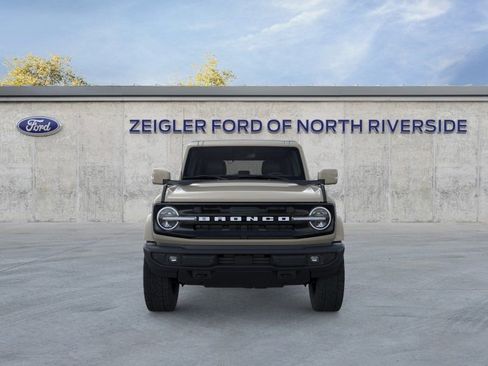 New 2025 Ford Bronco Outer Banks AWD/4WD image 6