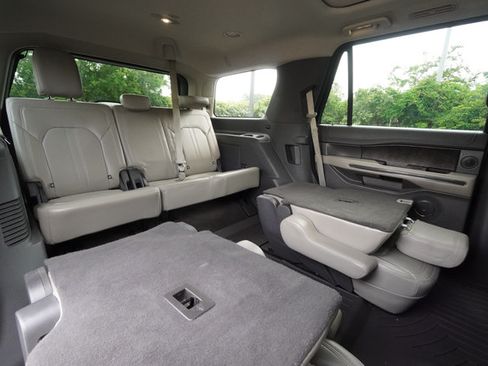 Used 2021 Ford Expedition Limited RWD image 26