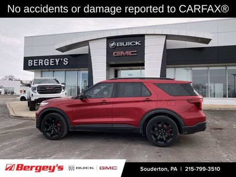 Used 2020 Ford Explorer ST w/ ST Street Pack image 2