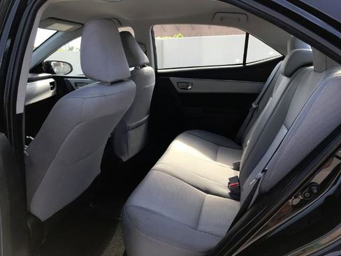 Used 2014 Toyota Corolla LE image 11