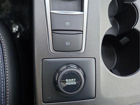 New 2025 Ford Bronco Outer Banks image 17