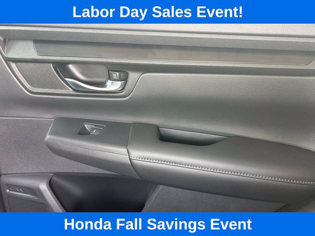 Used 2025 Honda CR-V EX image 15