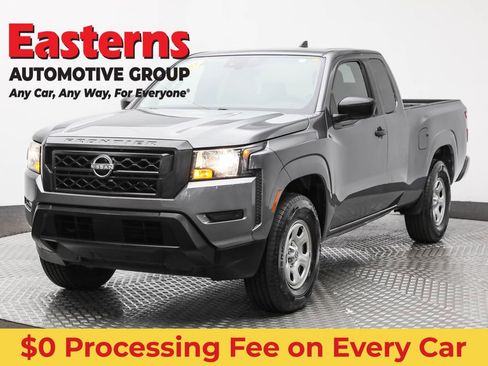 Used 2022 Nissan Frontier S RWD image 1