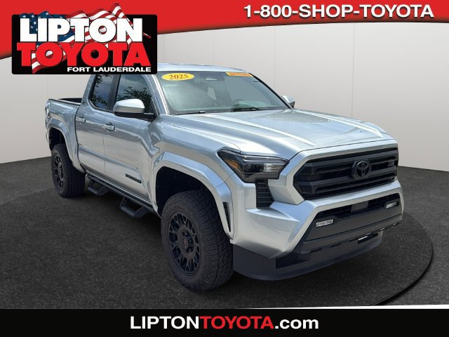 Used 2025 Toyota Tacoma SR5 RWD image 1
