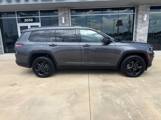 Used 2021 Jeep Grand Cherokee L Laredo RWD video 1