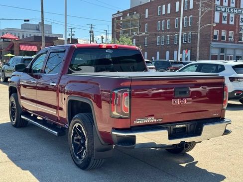 Used 2017 GMC Sierra 1500 SLT w/ SLT Premium Package AWD/4WD image 4