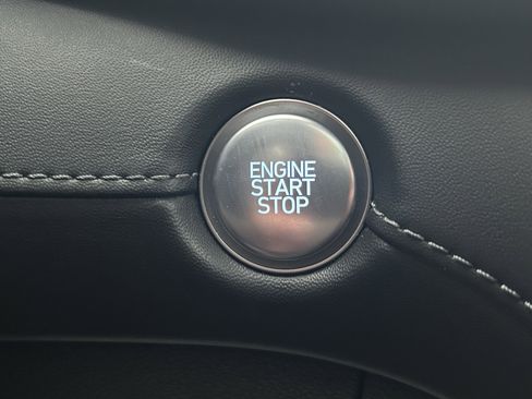 Used 2021 Hyundai Santa Fe Limited image 34