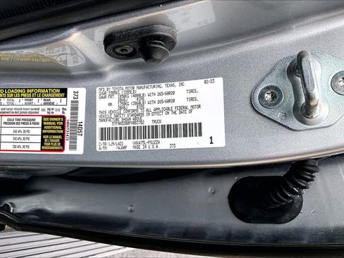 Used 2023 Toyota Tundra Platinum w/ Advanced Package AWD/4WD image 34