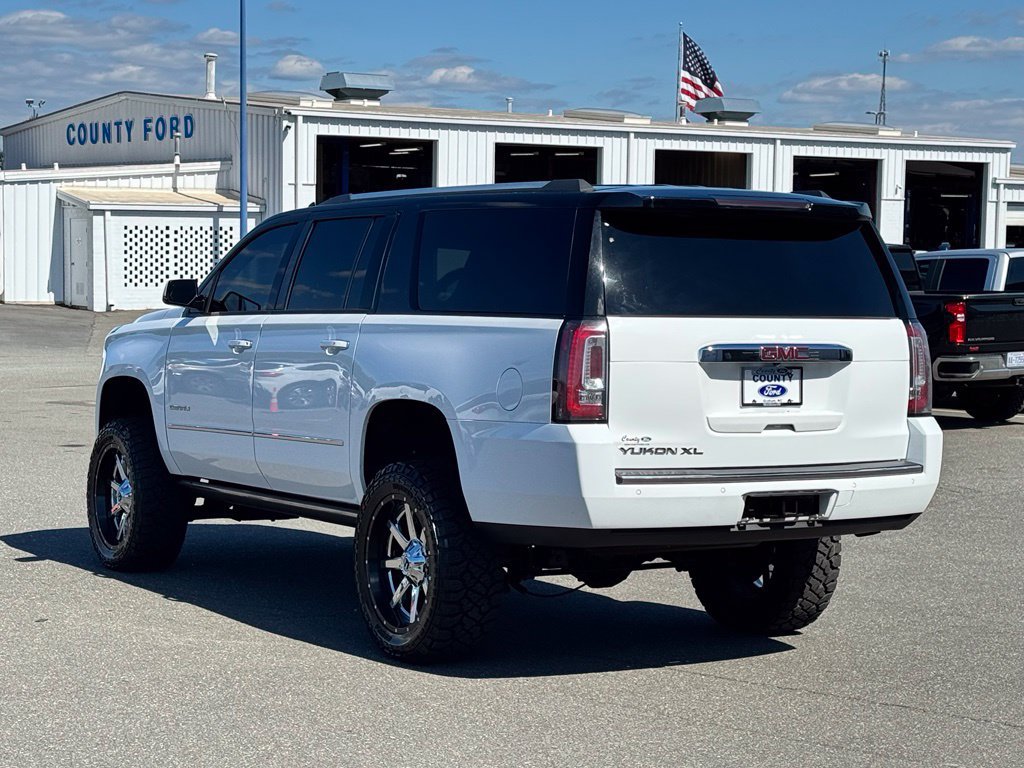 Used 2018 GMC Yukon XL Denali w/ Open Road Package AWD/4WD image 7