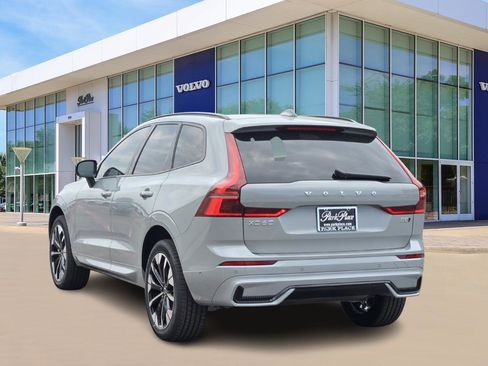 New 2026 Volvo XC60 B5 Plus w/ Protection Package Premier image 4