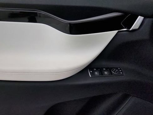 Used 2021 Tesla Model X Long Range AWD/4WD image 54