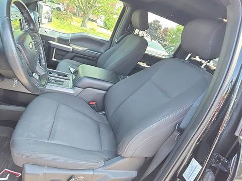 Used 2018 Ford F150 XLT w/ Equipment Group 302A Luxury AWD/4WD image 11