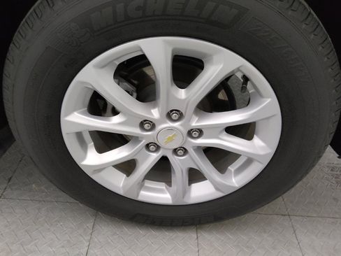 Used 2020 Chevrolet Equinox LT image 31