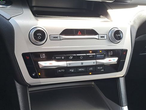 Certified 2021 Ford Explorer XLT w/ Equipment Group 202A image 30