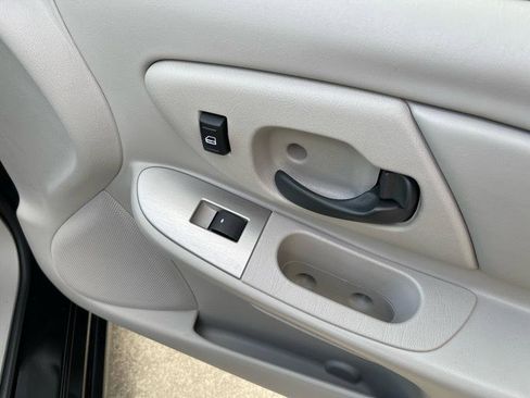 Used 2007 Chevrolet Monte Carlo LT image 36