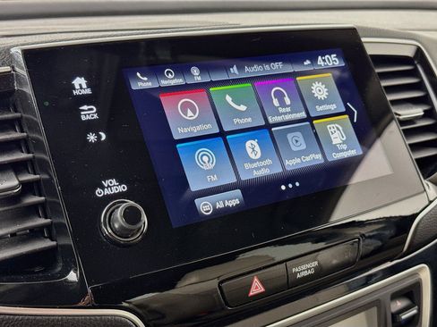 Certified 2019 Honda Pilot Touring image 15