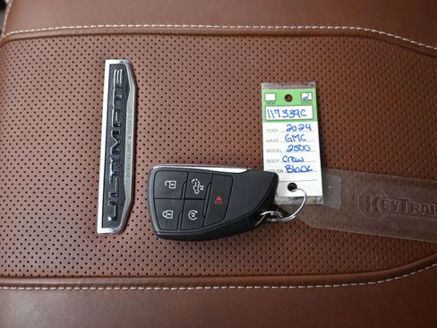 Used 2024 GMC Sierra 2500 Denali Ultimate image 19