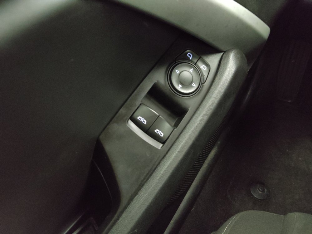 Used 2019 Chevrolet Camaro LT RWD image 27