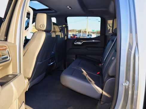 New 2026 GMC Sierra 1500 Elevation image 10