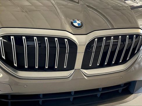 Certified 2025 BMW 530i 530i w/ Premium Package image 30