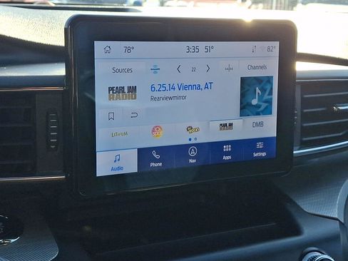 Used 2020 Ford Explorer XLT w/ Equipment Group 202A image 19