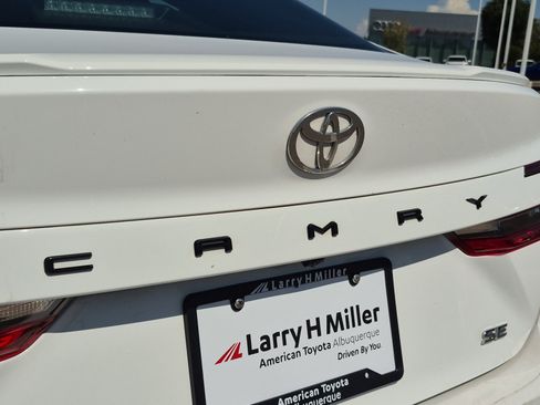 Used 2025 Toyota Camry SE FWD image 39